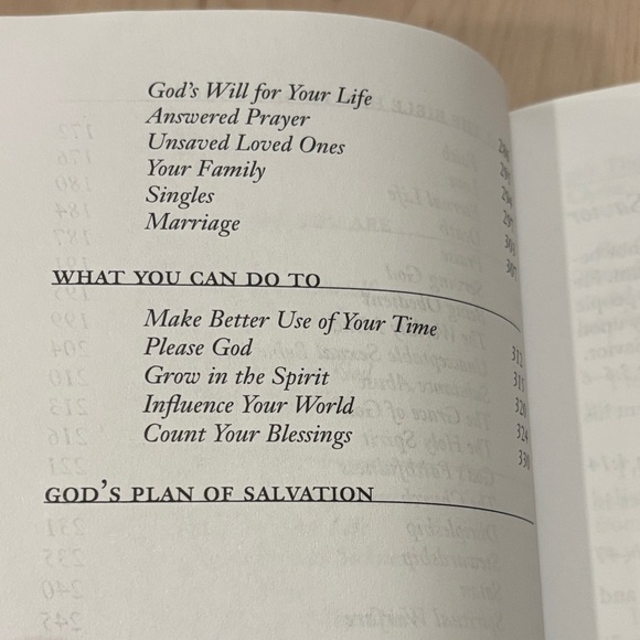 God's Promises For Everyday Softcover Book - Picture 12 of 12